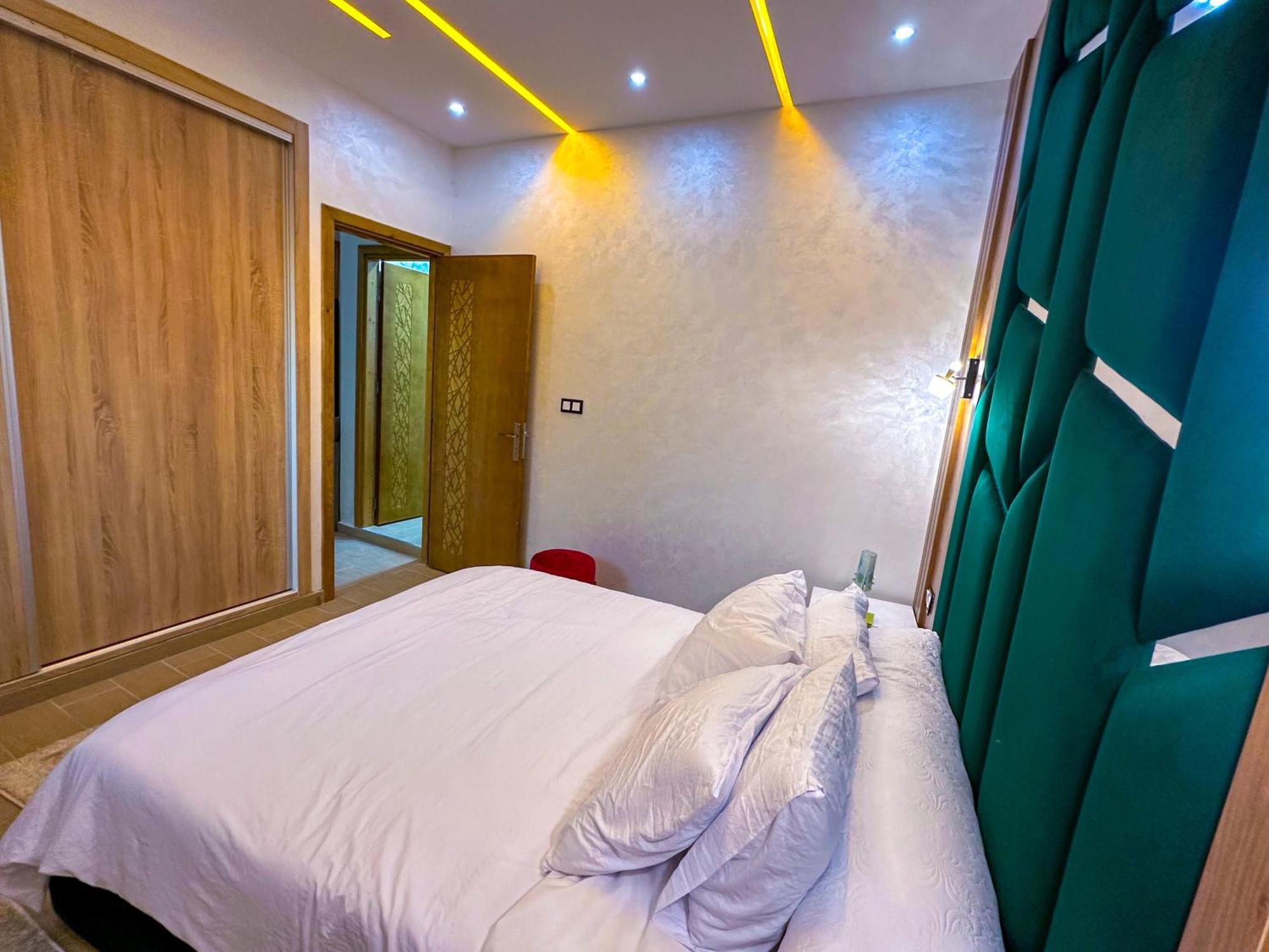 Veluxa - Luxury Holiday Homes - Centric Flat Tanger Kültér fotó